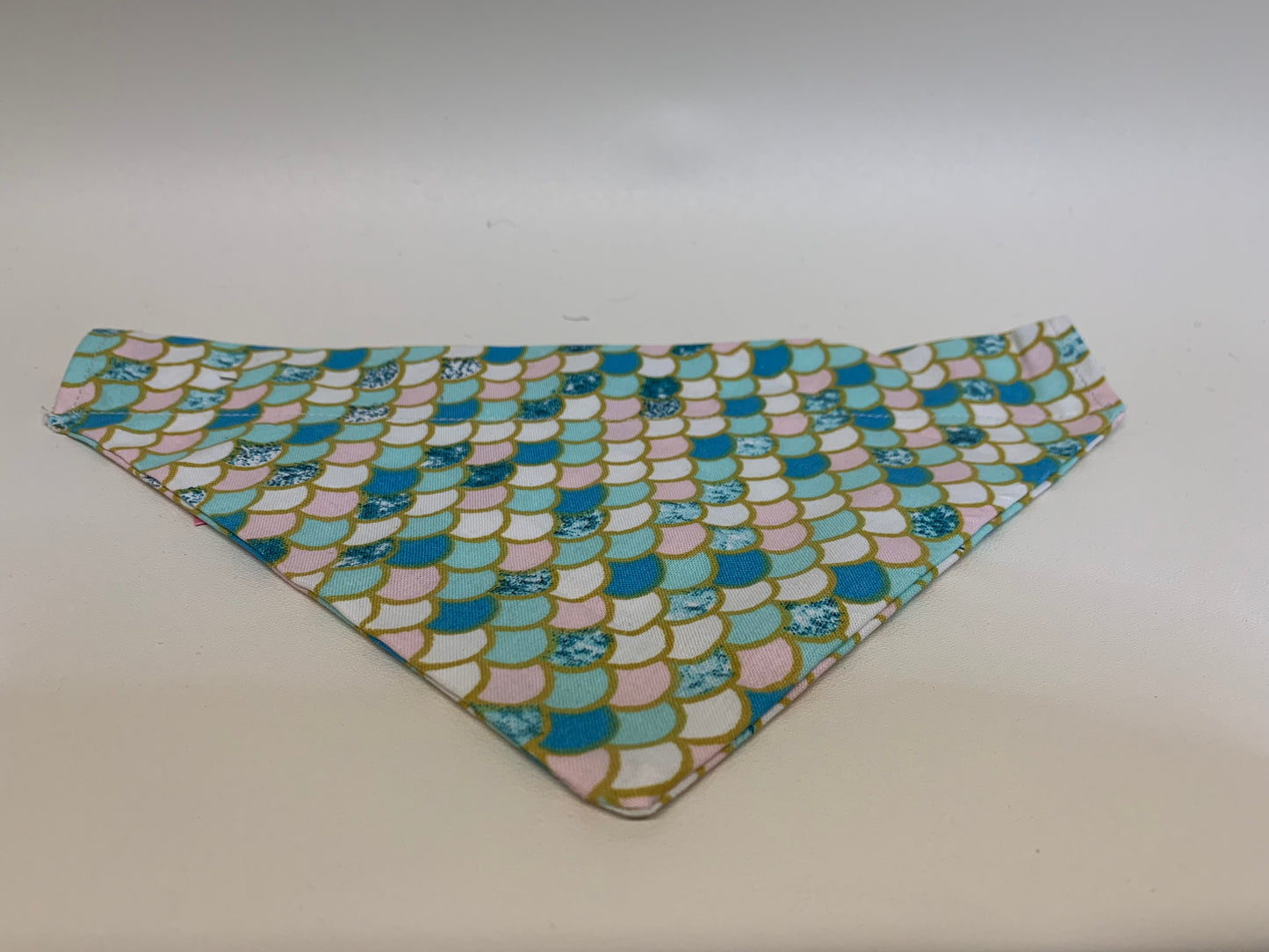 Dog Bandana -Blues/peach/white geometric pattern - for 1 1/2 inch collar