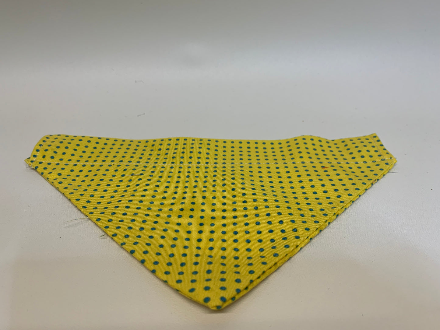 Dog Bandana - Yellow with blue dots - for 1 1/2 inch collar