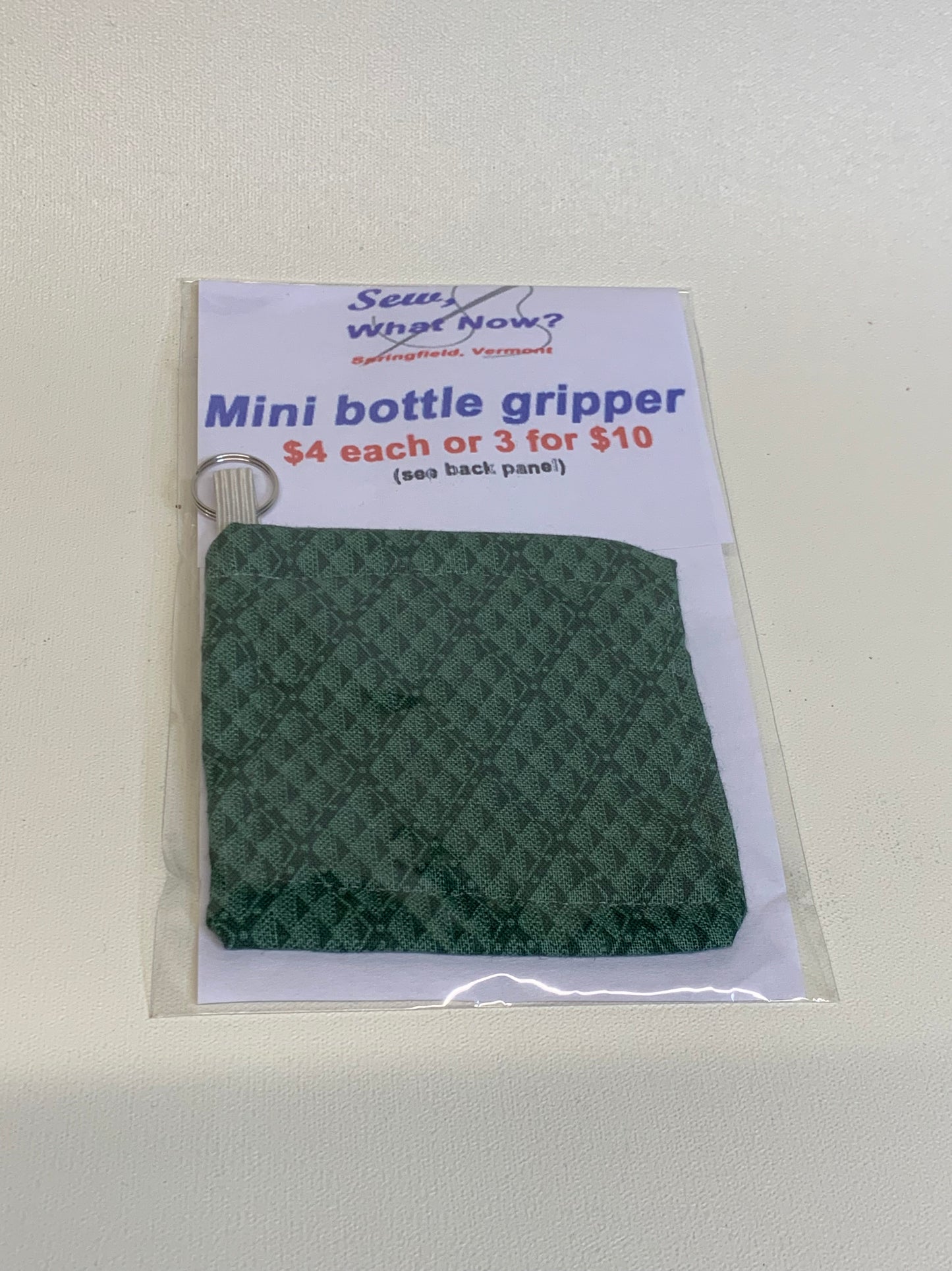 Bottle Gripper (Mini) - 3" x 3" - Green geometric