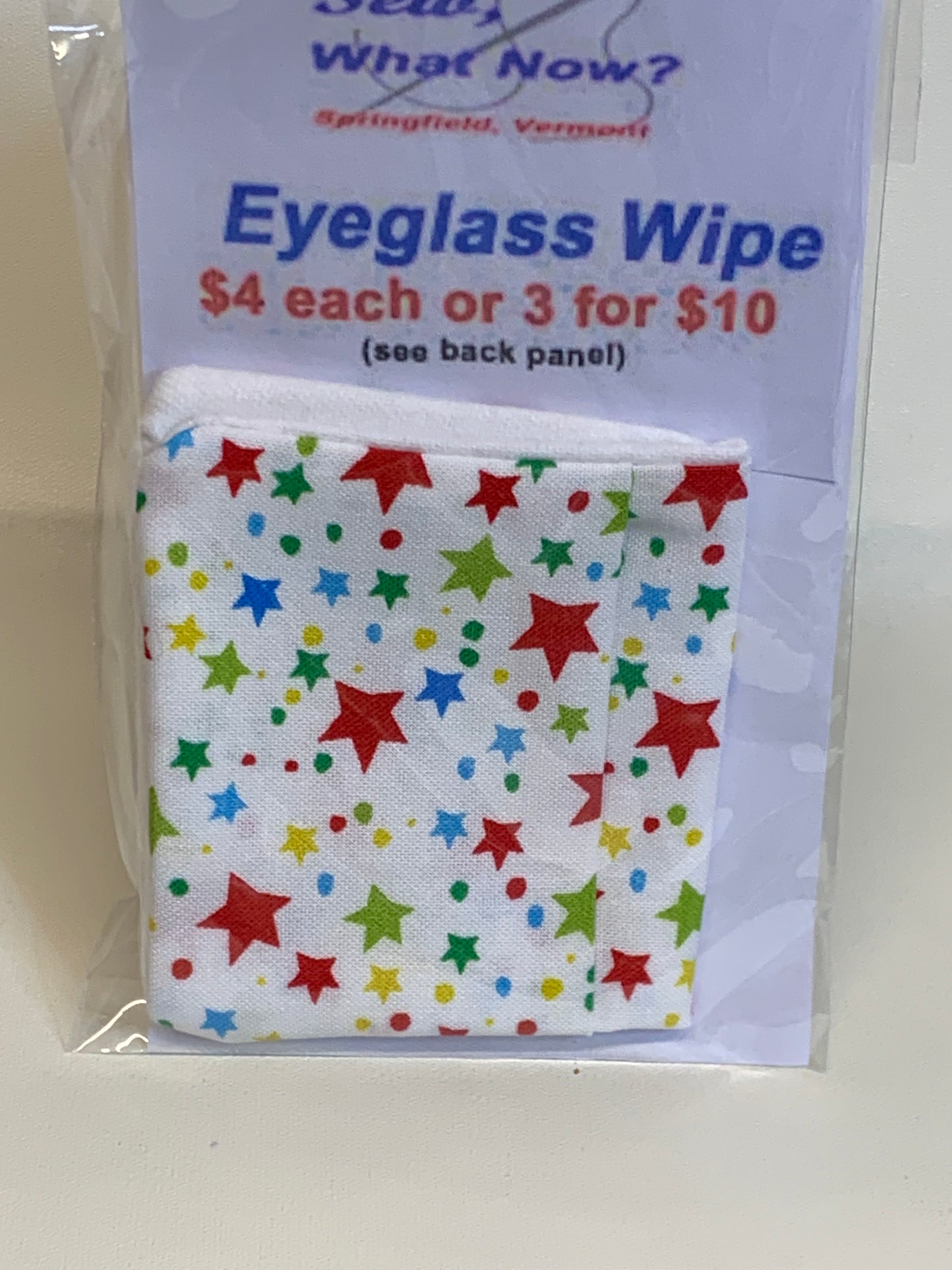 Eyeglass Wipe - White with multicolored stars