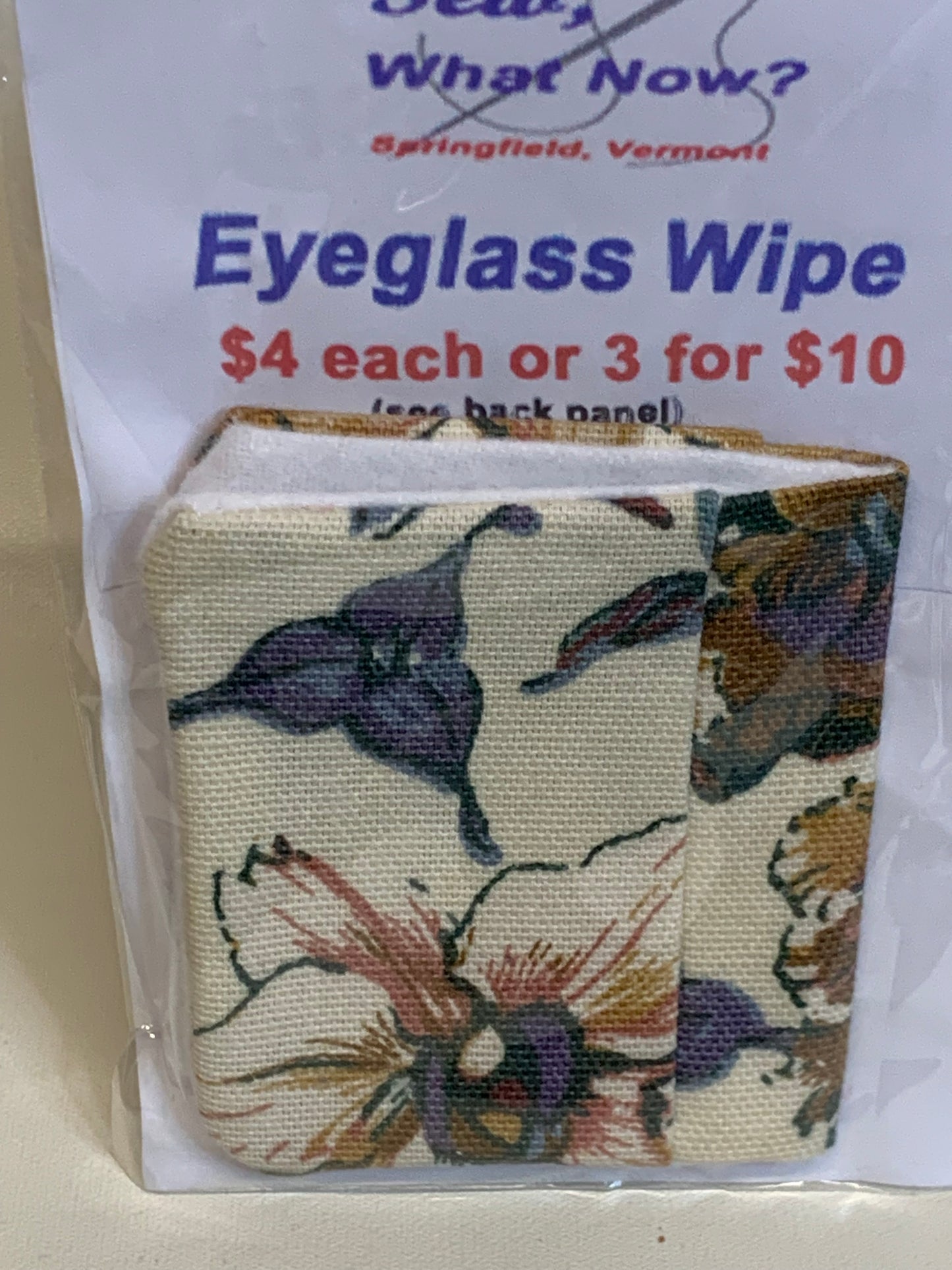 Eyeglass Wipe - Tan with flowers