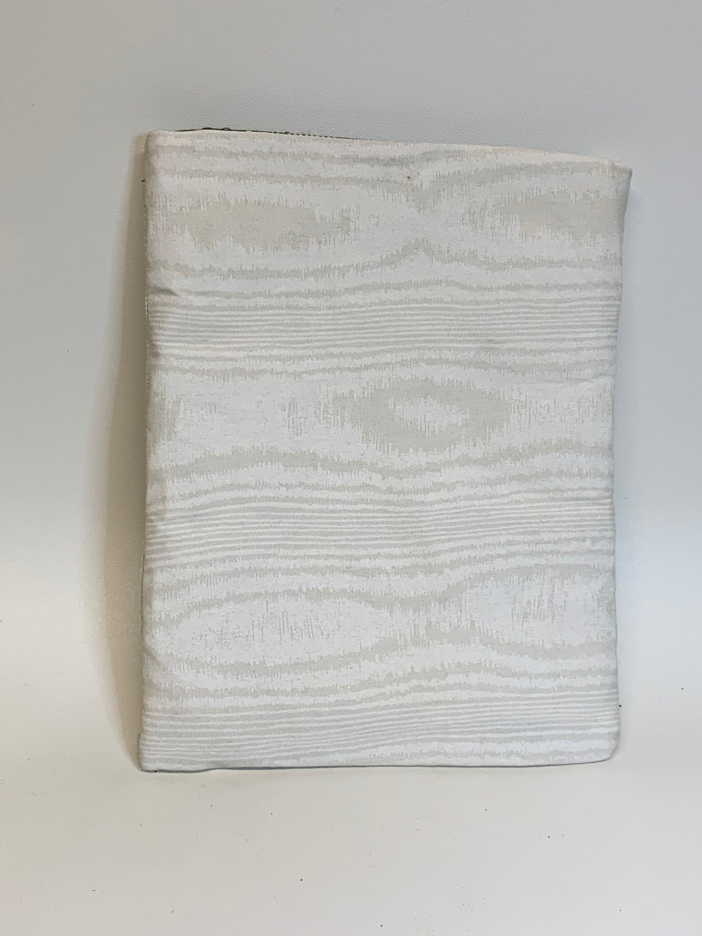 Book / Tablet Sleave - Beige wood grain - 9 1/4" x 7"