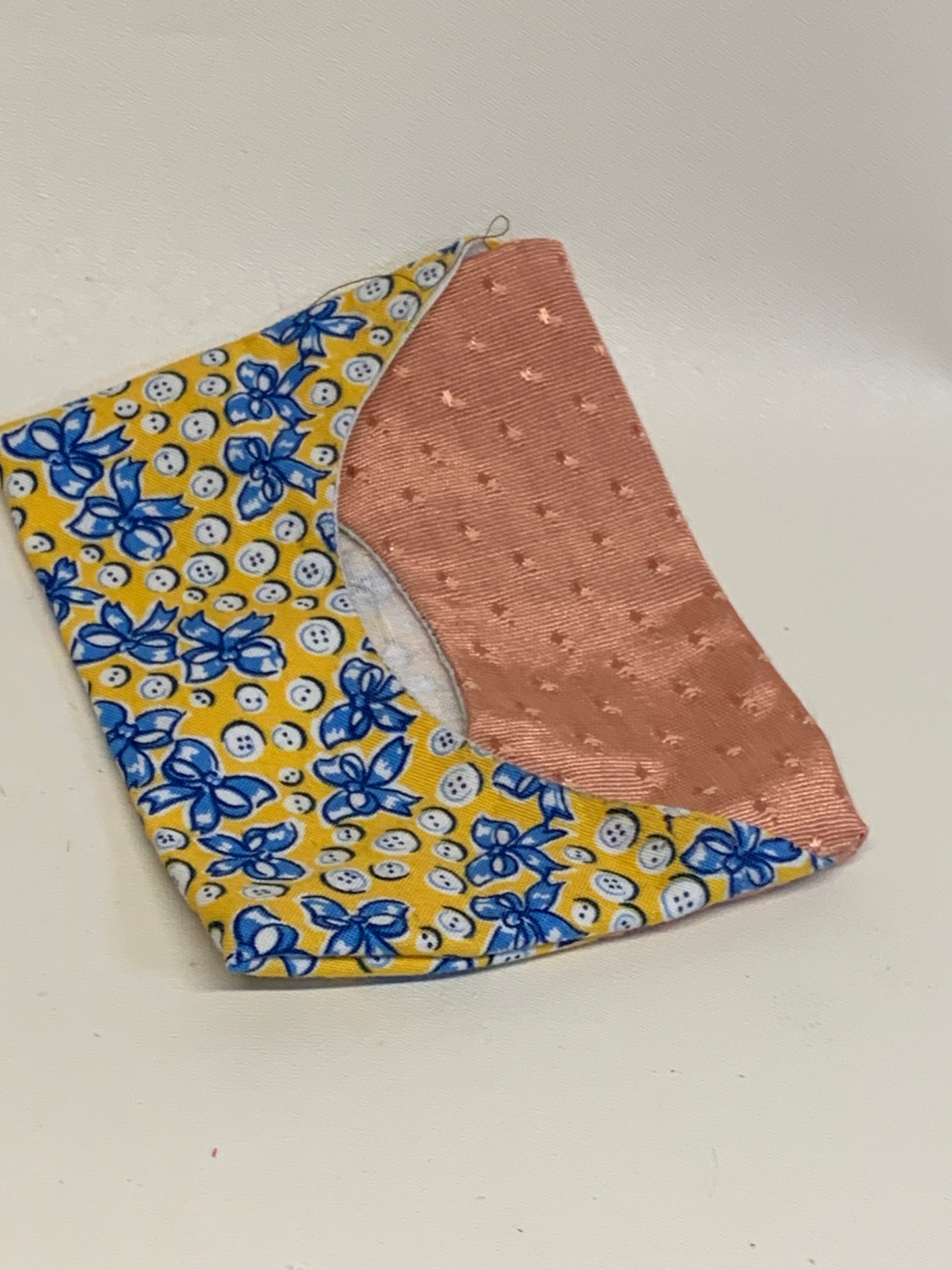 Pocket Size Tissue Holder - Yellow with bows and buttons