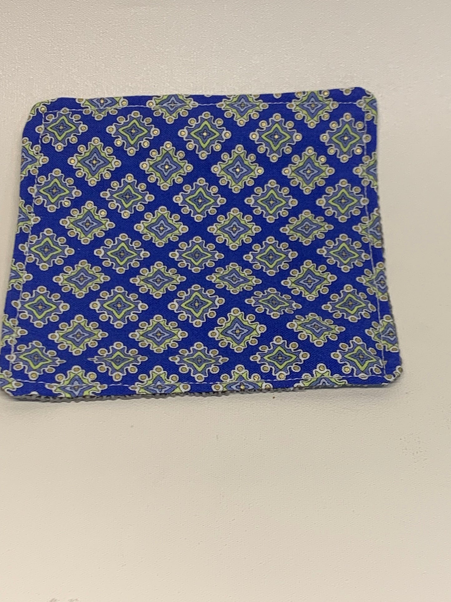 Bottle Gripper - 5" x 5" - Blue with geometrics