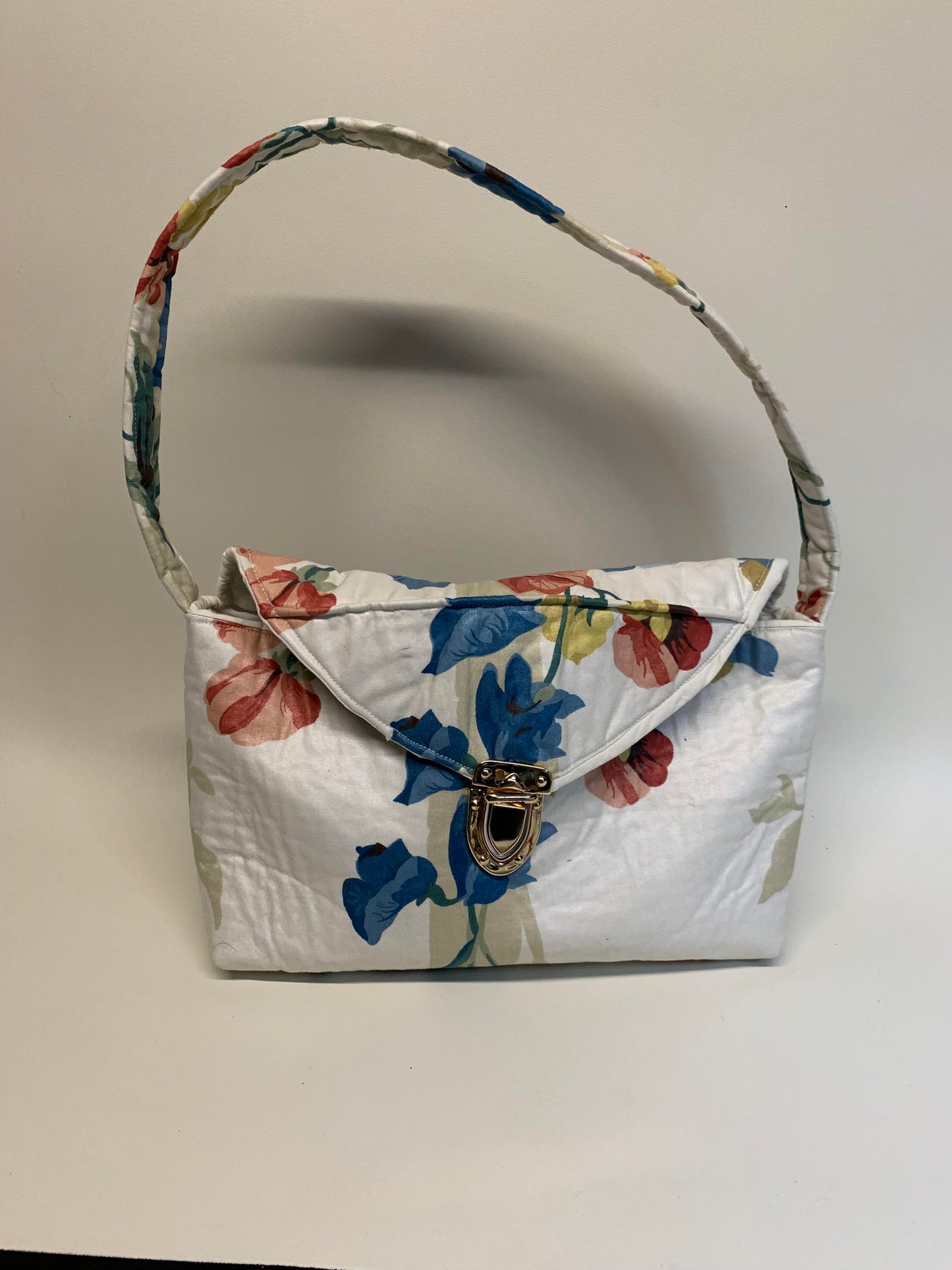 Purse - Off white with flowers, lined