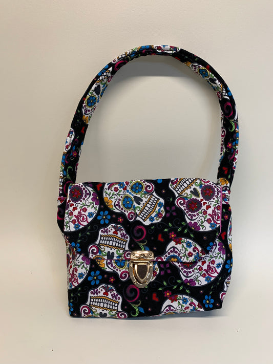 Purse - Black with white skulls, lined