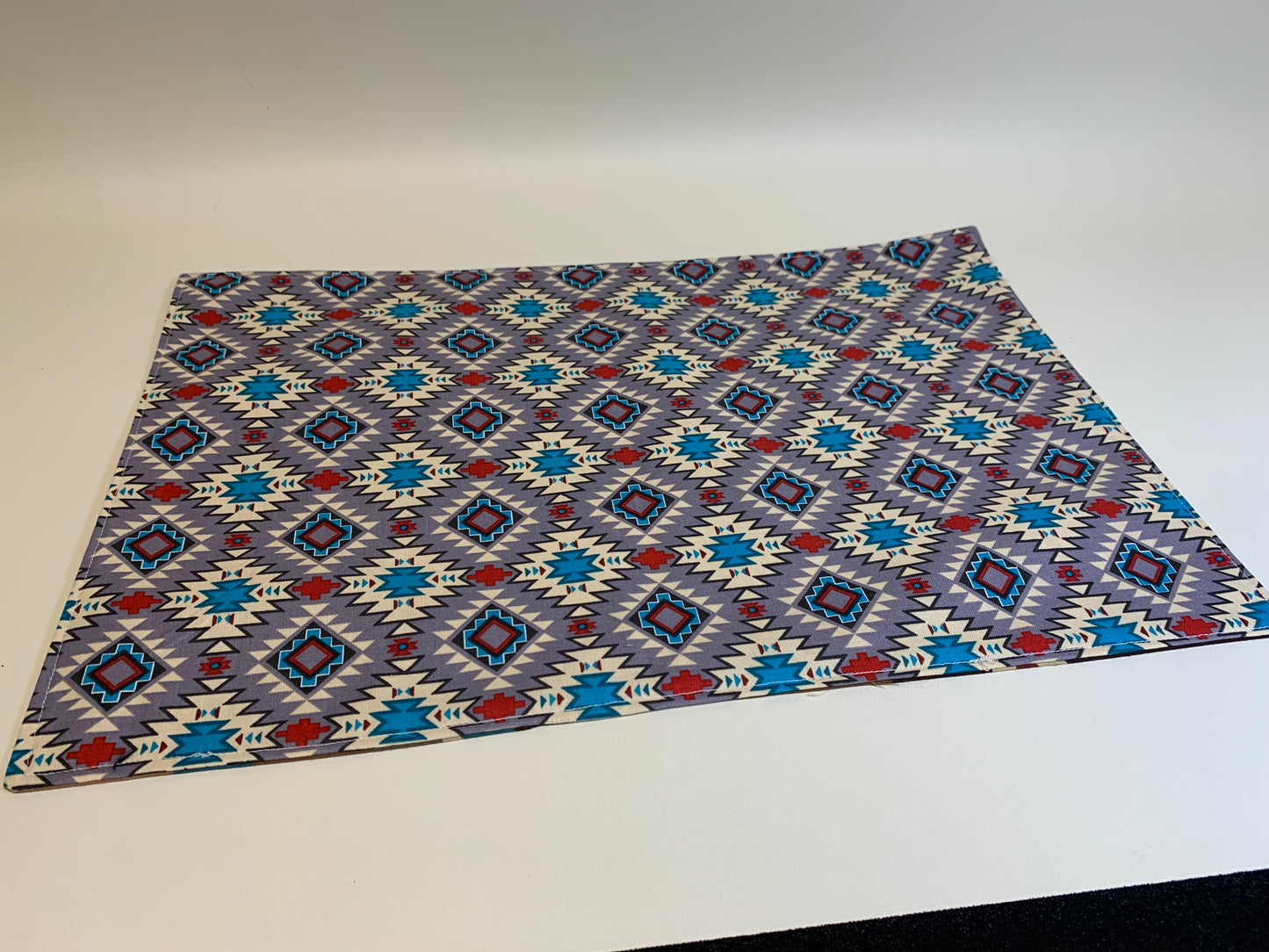 Placemat -Geometric Shapes   -   11 1/2" x 17"