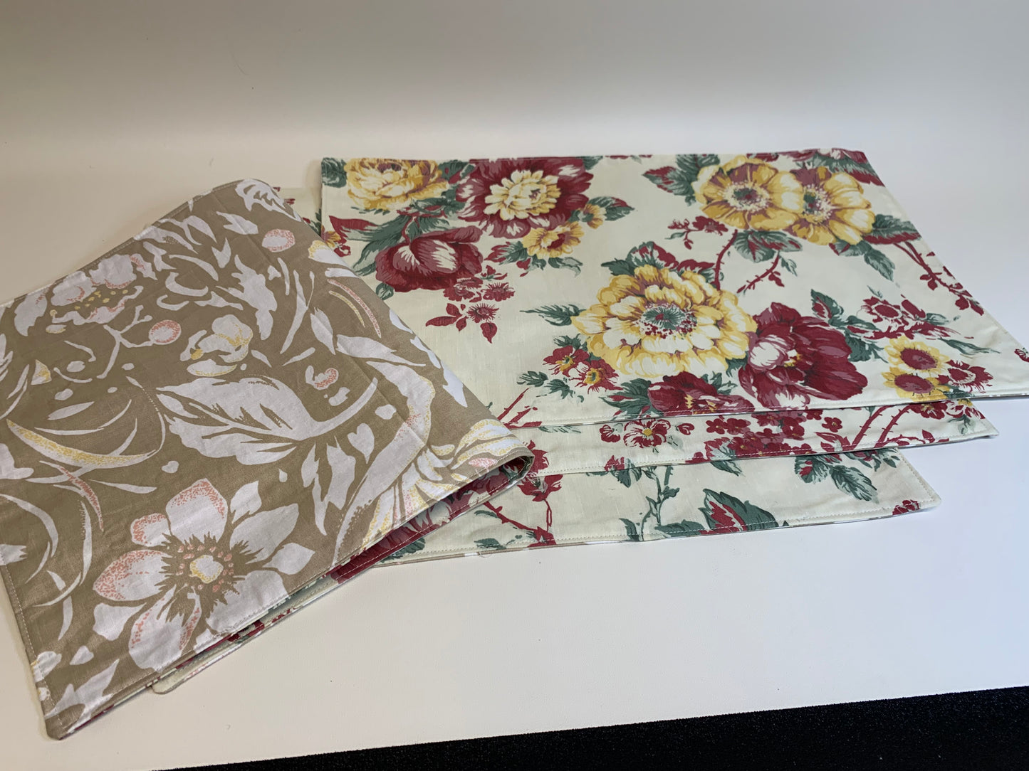 Placemat -Tan with red floral pattern  -   11 1/2" x 17"