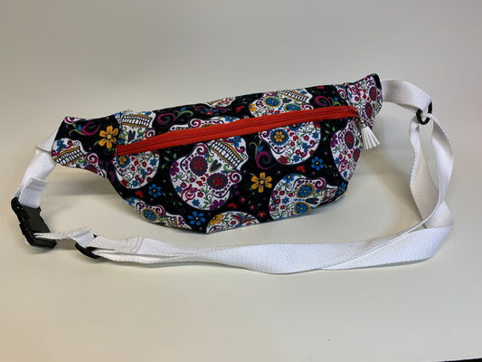 Fanny Pack - Black with skulls