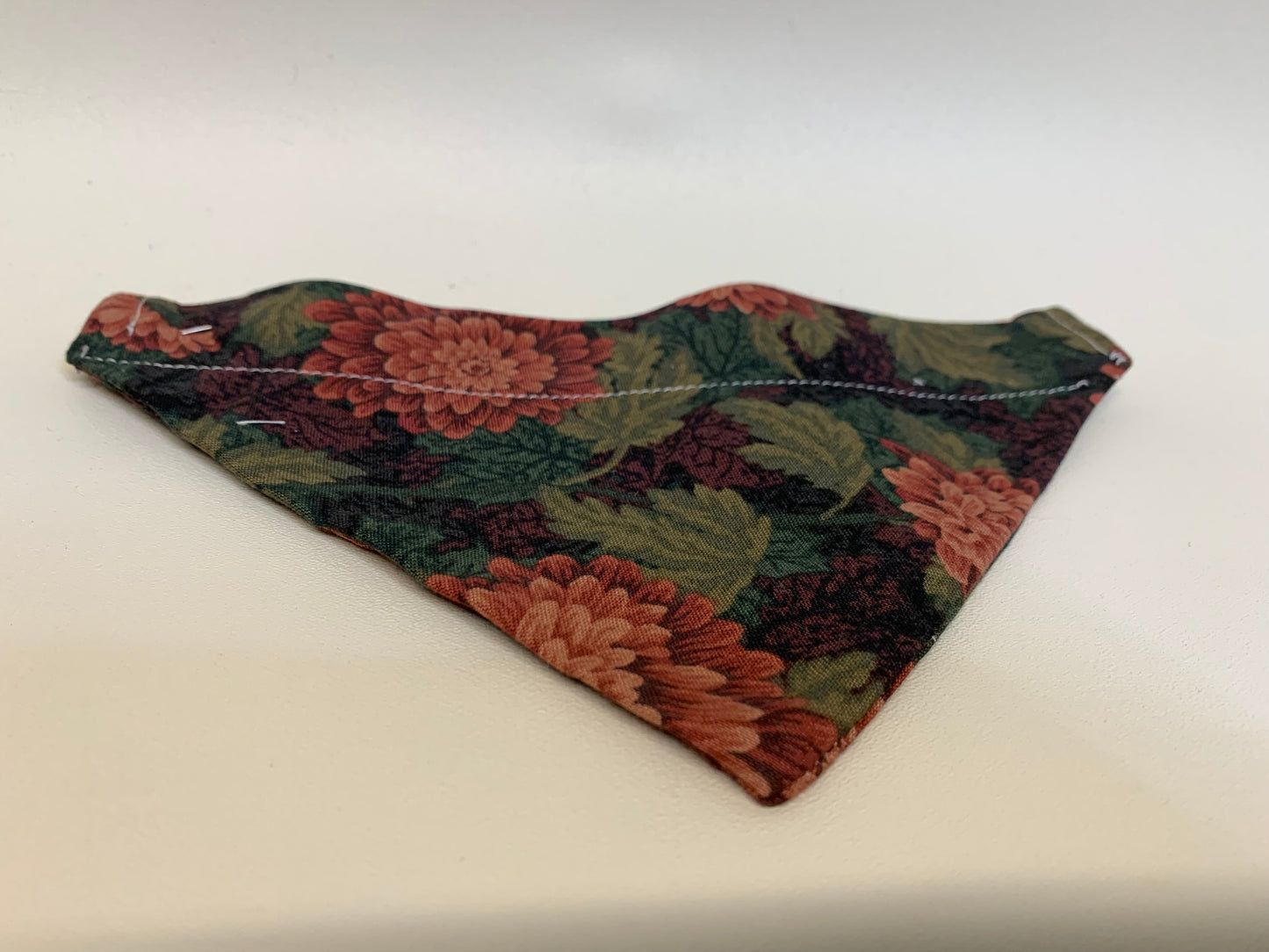 Dog Bandana -Dark red flowers -  for 1  inch collar