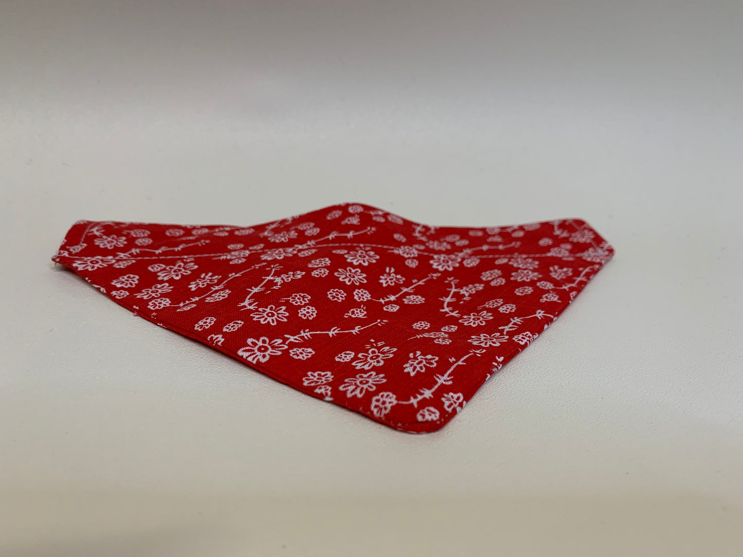 Dog Bandana  -Red with white flowers -  for 1  inch collar