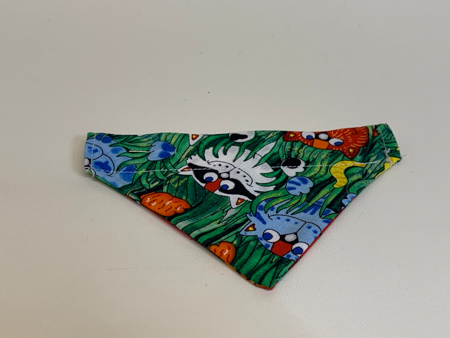 Dog Bandana  - Cats in the grass -  for 1/2  inch collar
