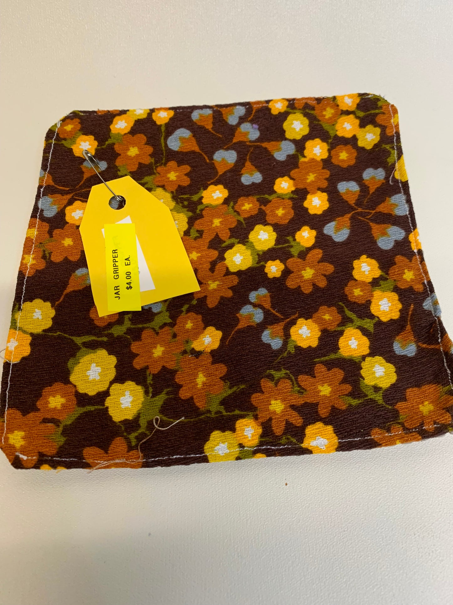 Bottle Gripper - 6" x 6" - Brown with flowers
