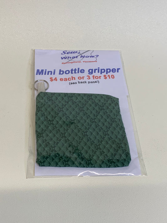 Bottle Gripper (Mini) - 3" x 3" - Green geometric