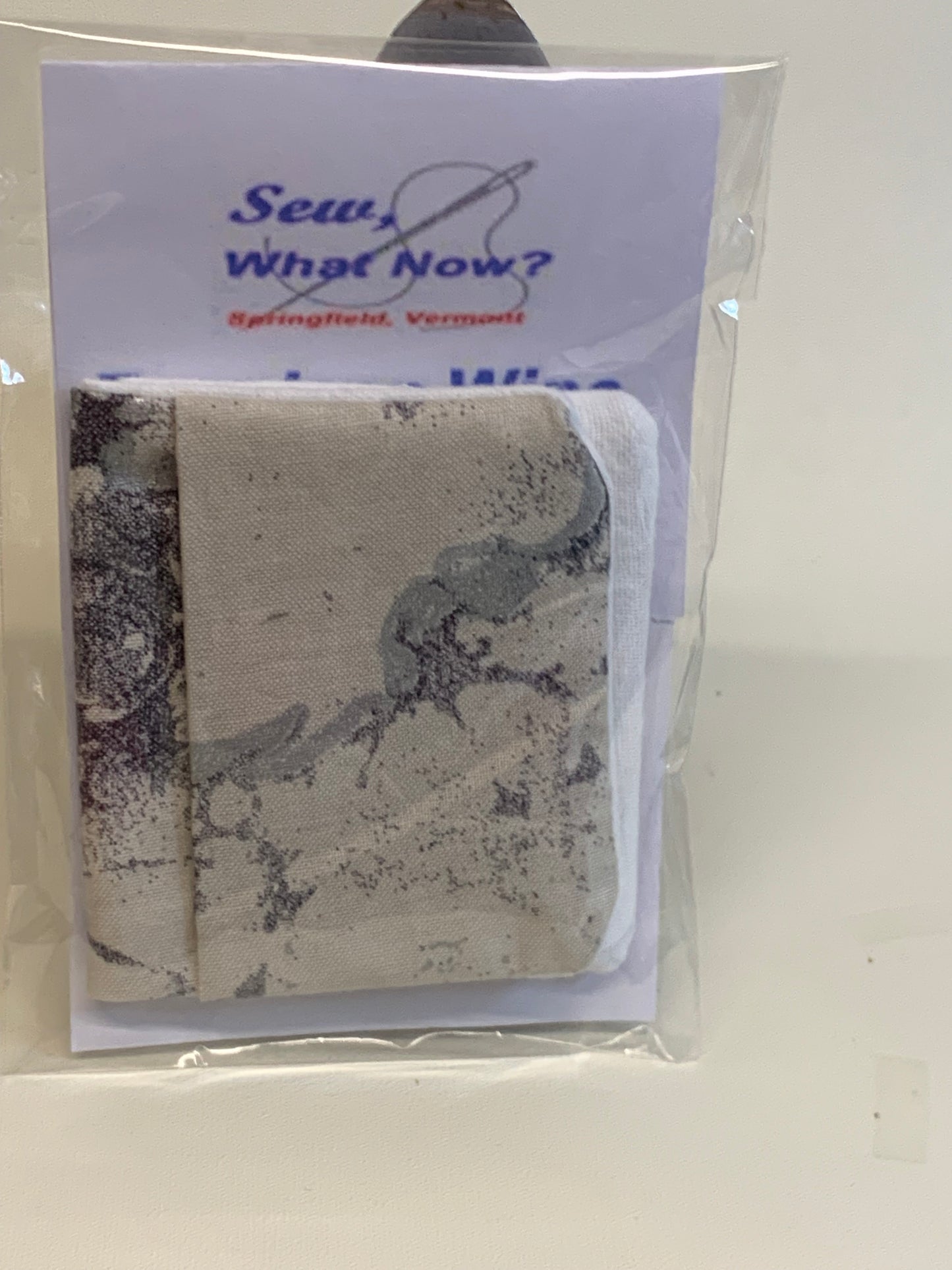 Eyeglass Wipe -Tan/grey marble