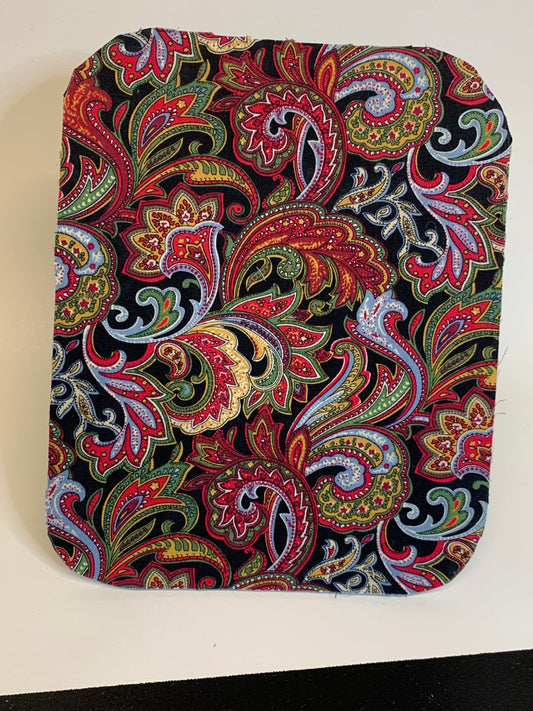 Mouse Pad - 7 1/2" x 9" - Black with red/gold paisley