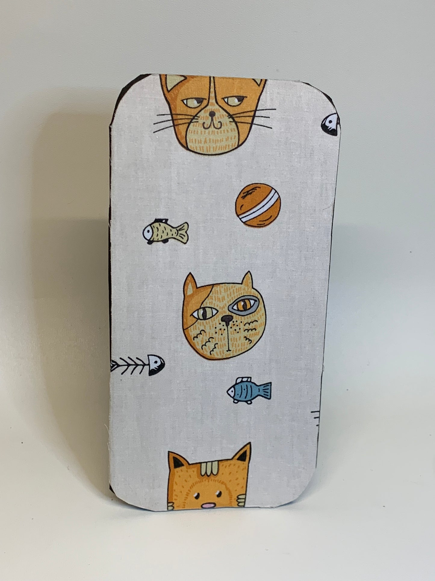 Mouse Pad - 4 1/2" x 9" - Tan with Cats2