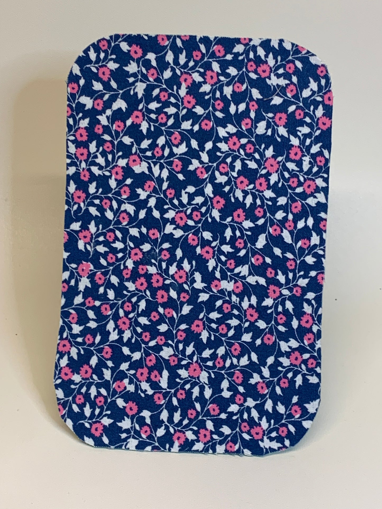 Mouse Pad - 4 1/2" x 7 1/2" - Navy blue with flowers