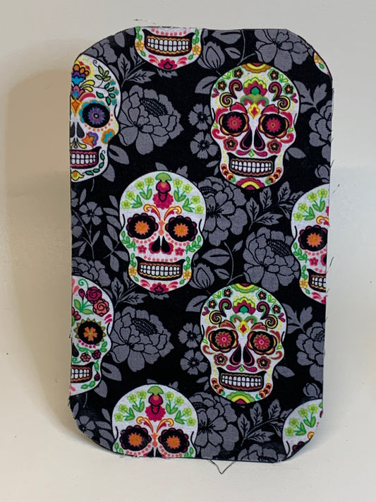Mouse Pad - 4 1/2" x 7 1/2" - Black with skulls