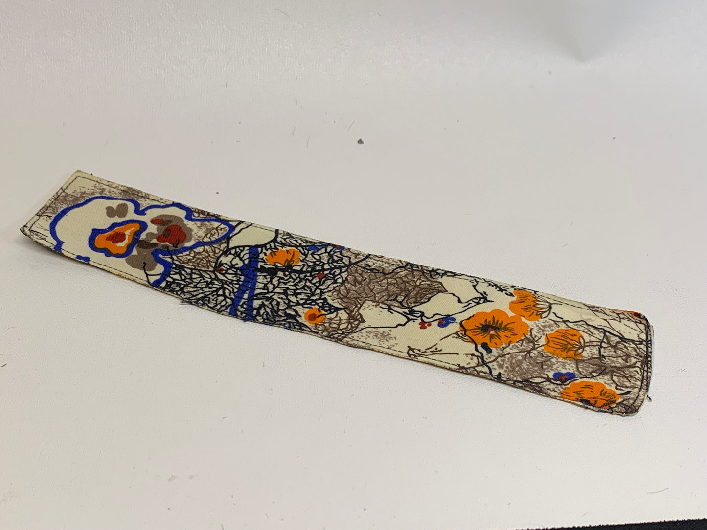Traditional Bookmark - Beige with florals