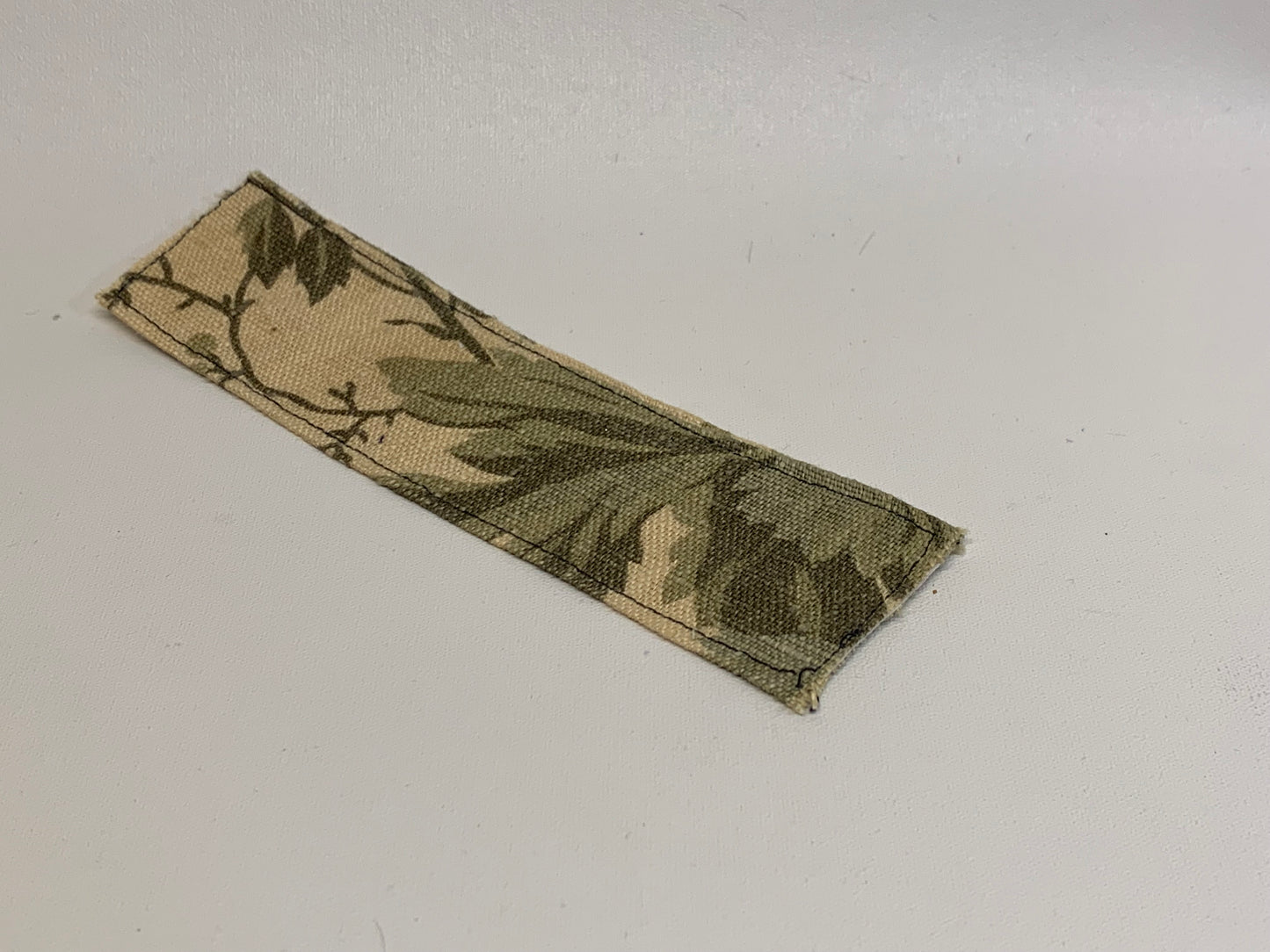 Traditional Bookmark -Beige with leaves