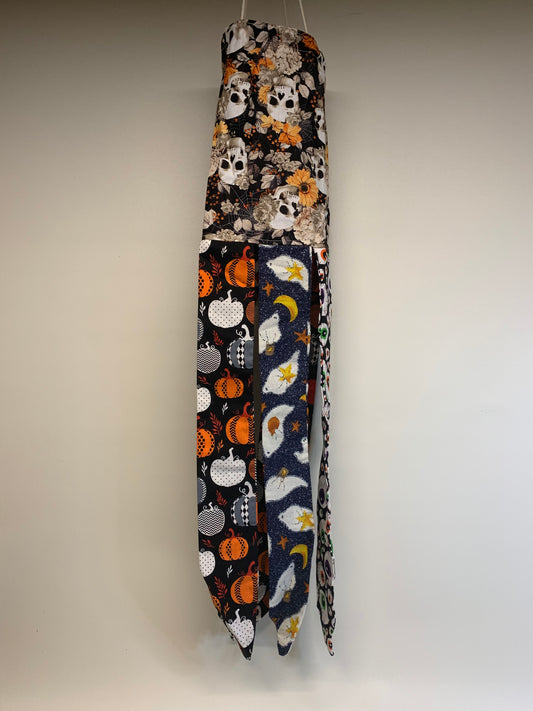Wind Sock - Halloween Shulls