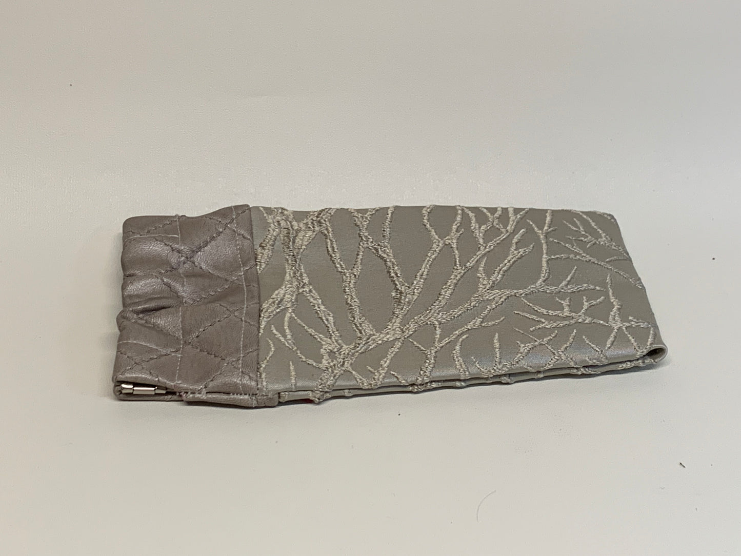 Unlined Pouch with Flex Frame Closure - Vinyl top and fabric lower. 3.5" x 7.5"