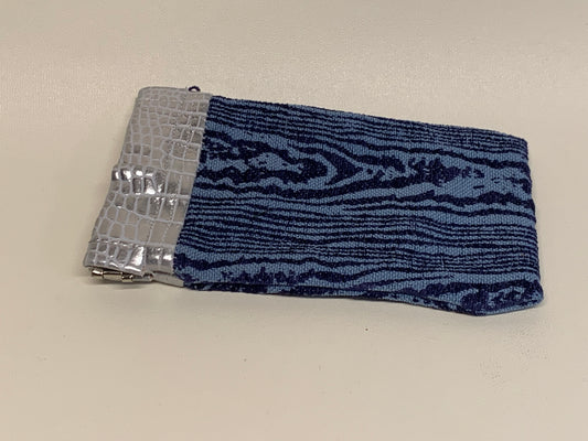 Unlined Pouch with Flex Frame Closure - -Silver  vinyl top and blue wood grain bottom fabric - 3.5" x 6"