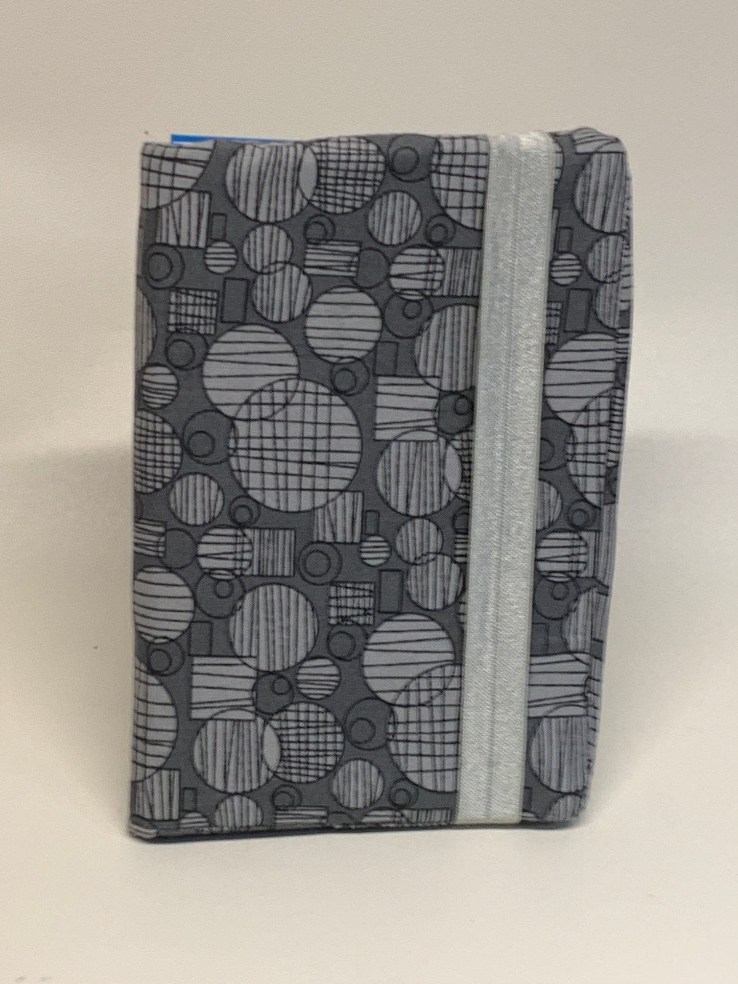 Notebook Cover - 4" X 6" - Grey geometric