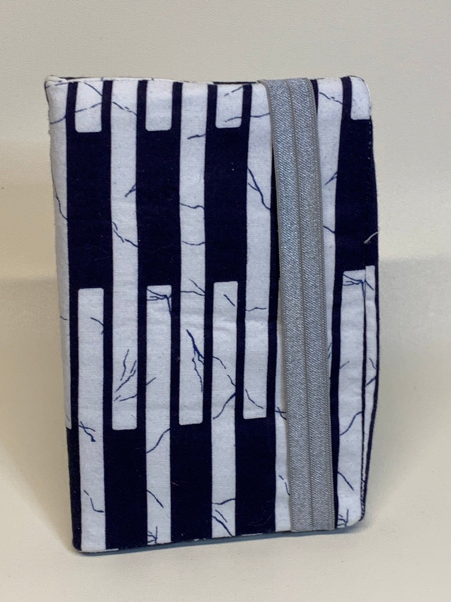 Notebook Cover - 4" X 6" - Black and white geometric