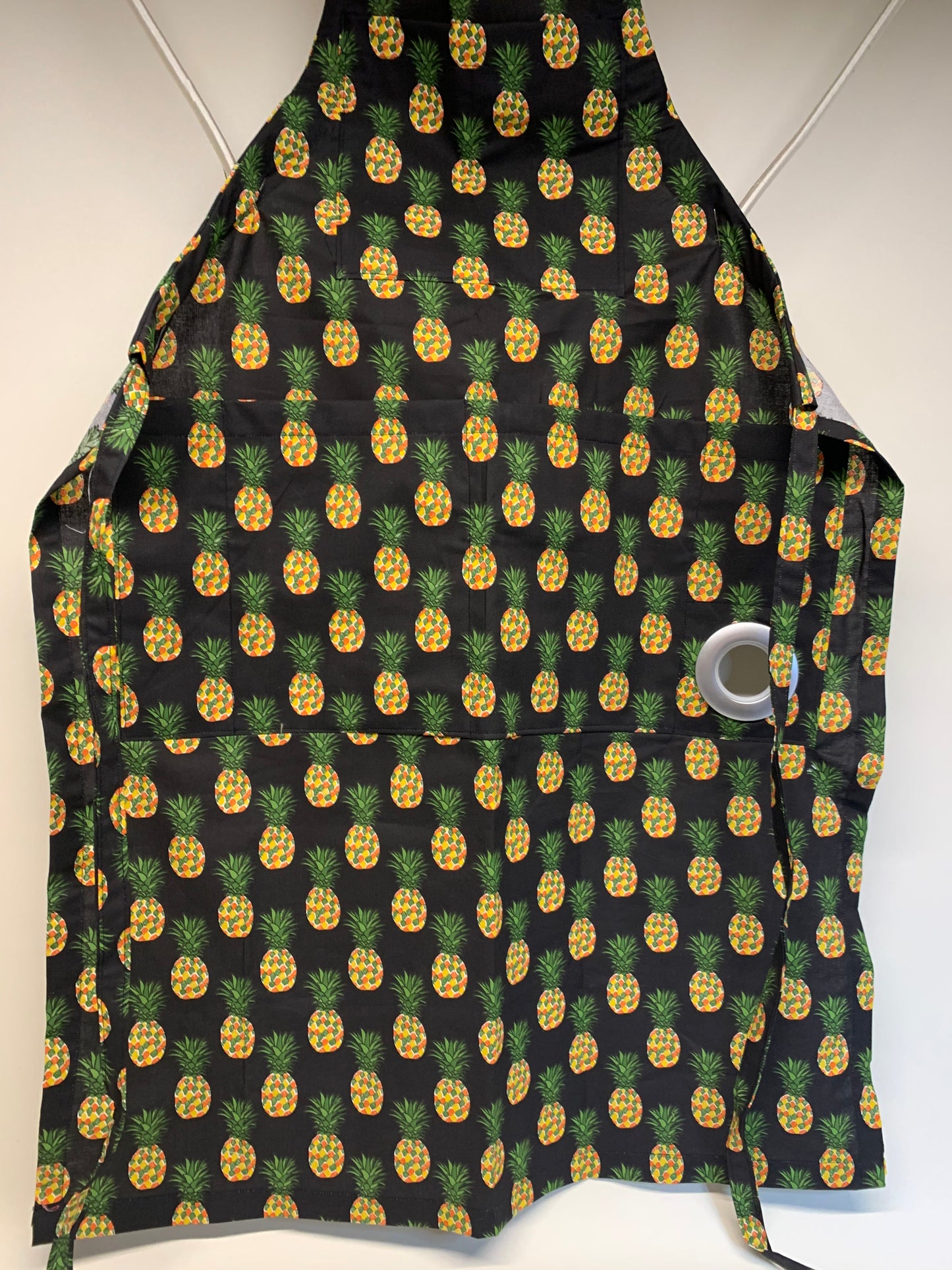 BBQ Apron - Black with pineapples