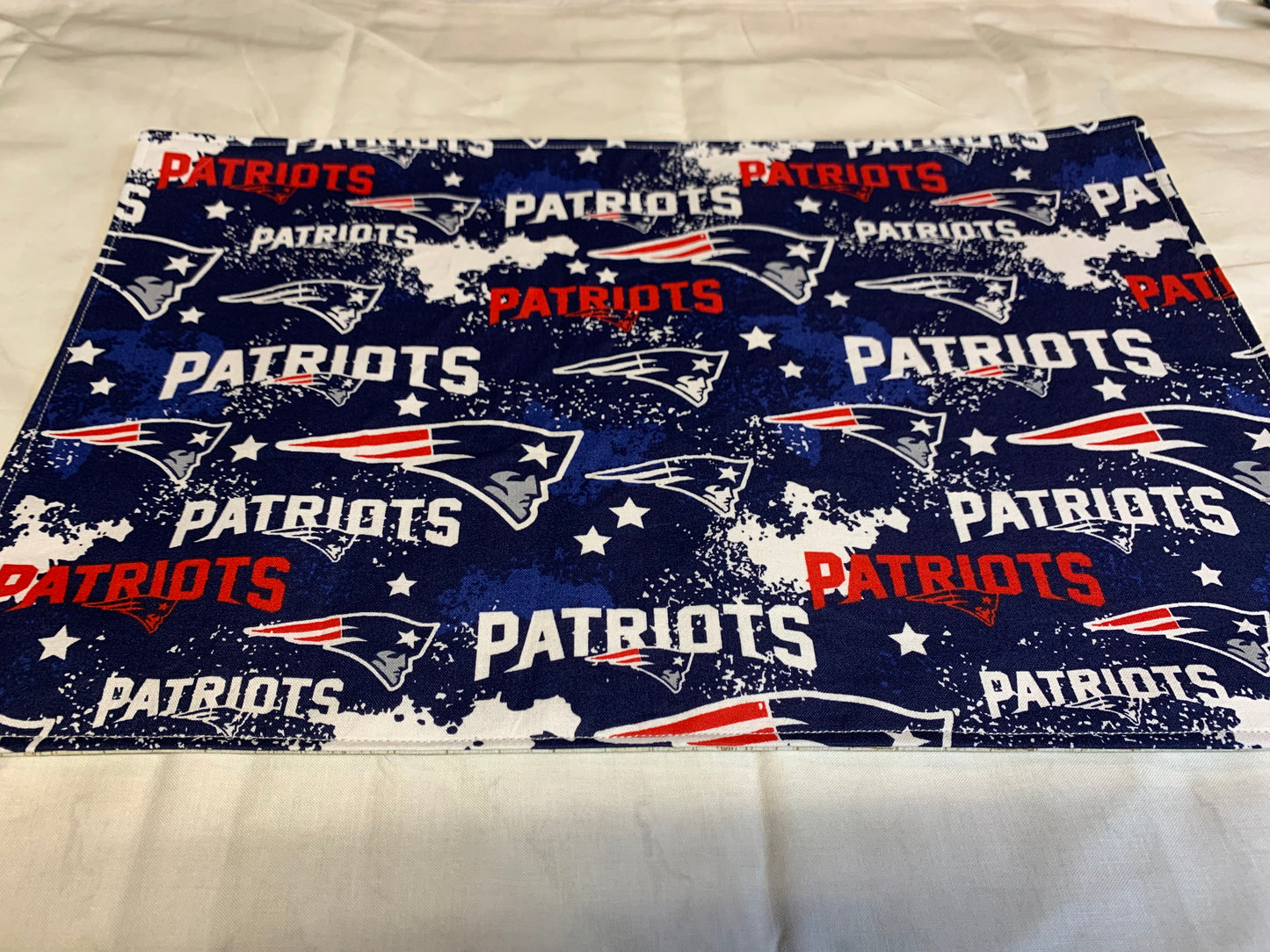 Placemat  - Patriots on one side and white wood grain on other - 11 1/2" x 17"