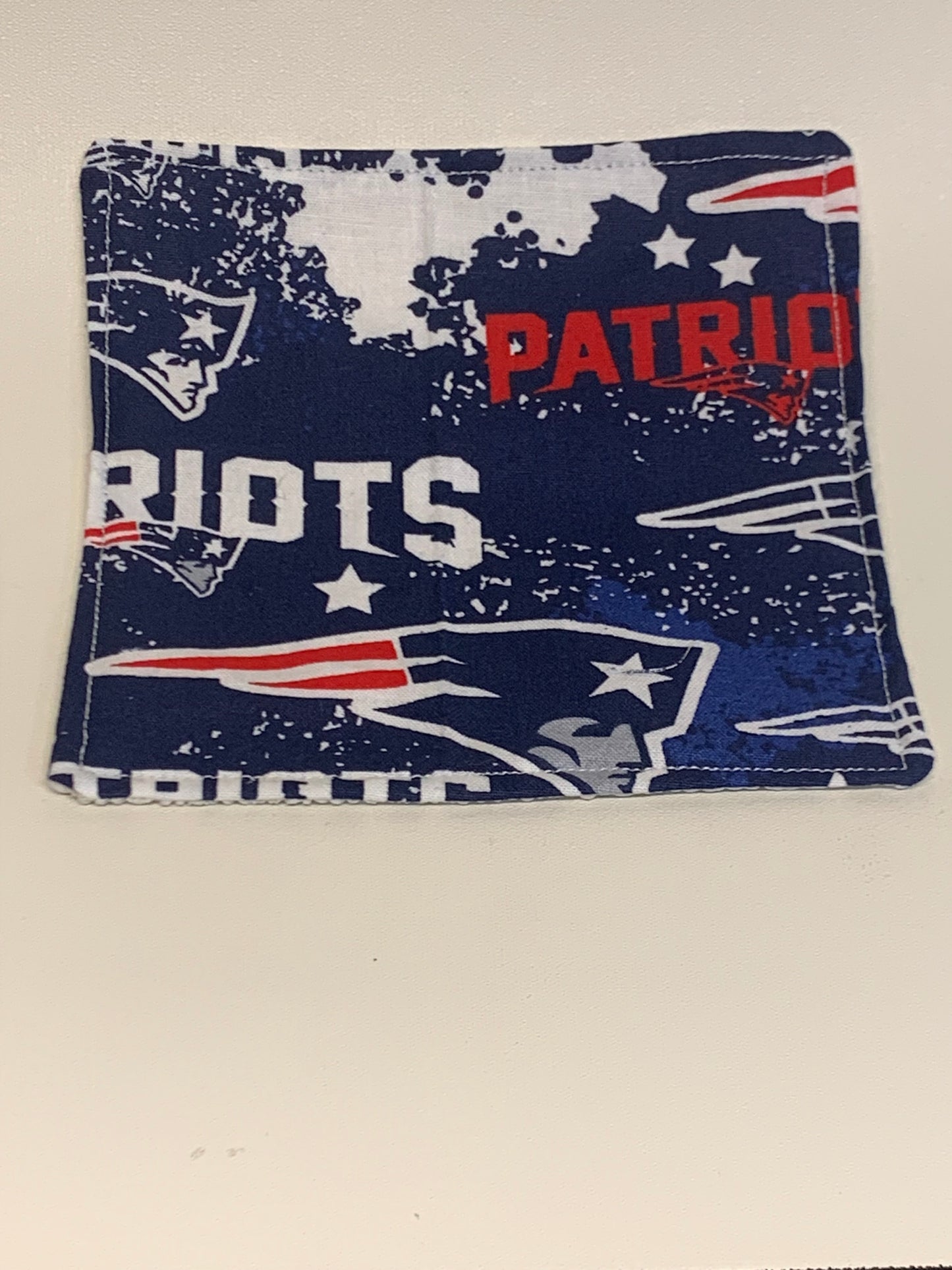Bottle Gripper - 5.5" x 5.5" - NE Patriots